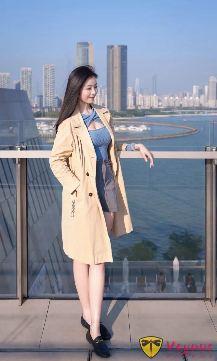 風衣配短裙,9個拍照姿勢,顯瘦顯高秀長腿,性感撩人超有氛圍