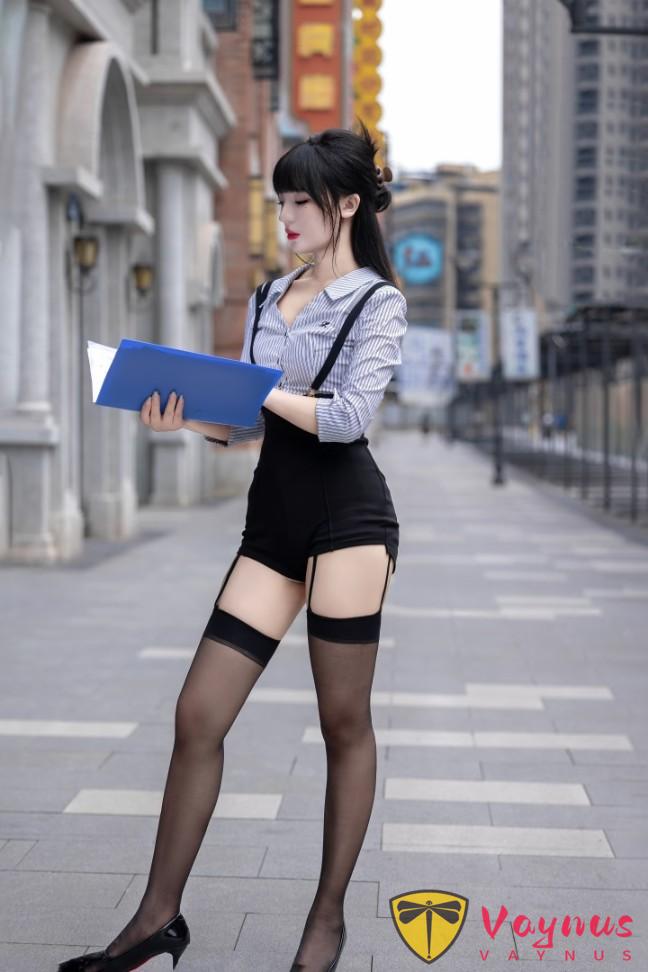 9个海妖风街拍姿势，又纯又坏，拿捏致命吸引力氛围感