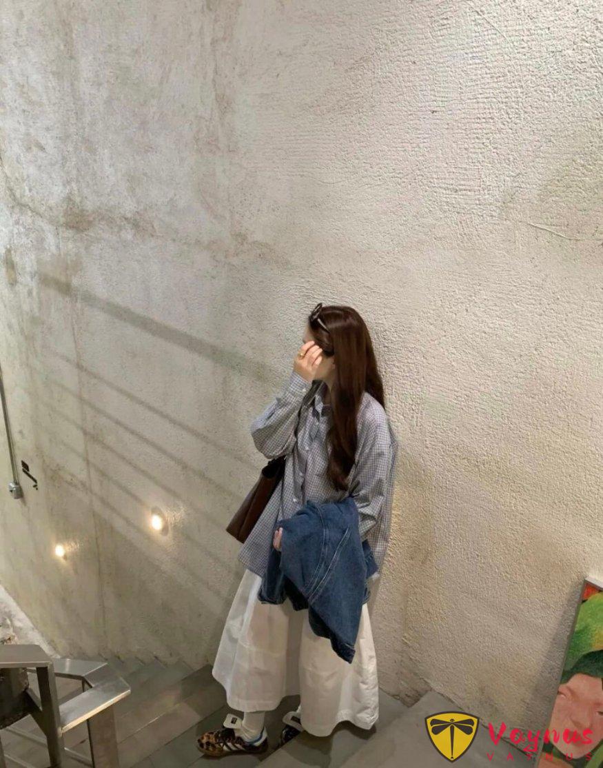 牛仔外套+白裙子