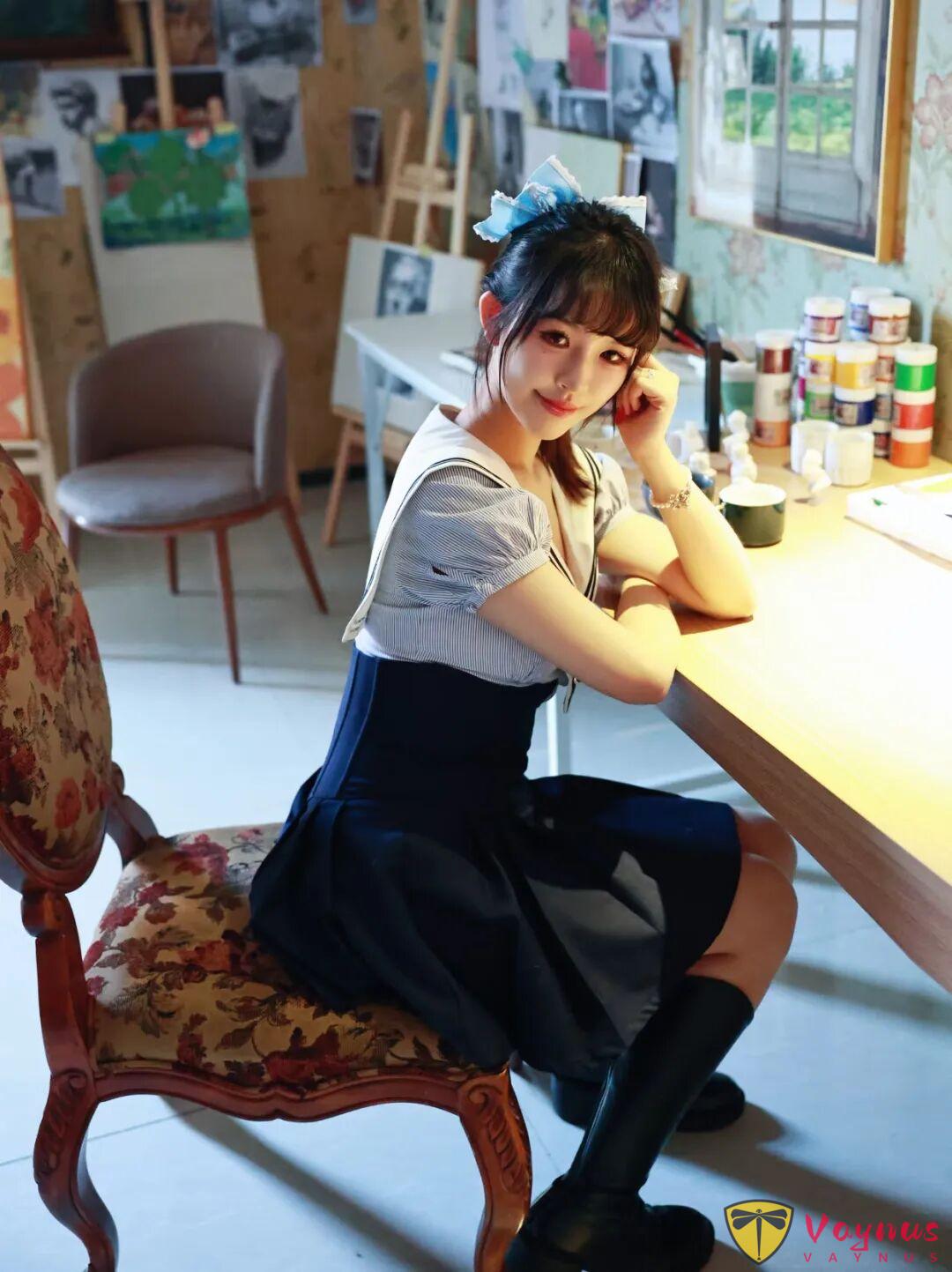 清純學院風,9個水手服拍照姿勢,顯瘦減齡、甜美可愛,太出片了