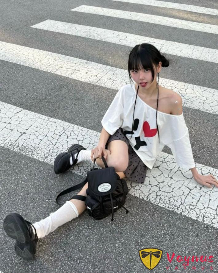 ins博主的俏皮短裙穿搭