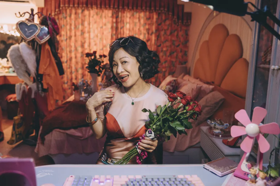 又挖到一部由Netflix出品的寶藏家庭臺劇《媽，別鬧了！》！這劇意外的好看！