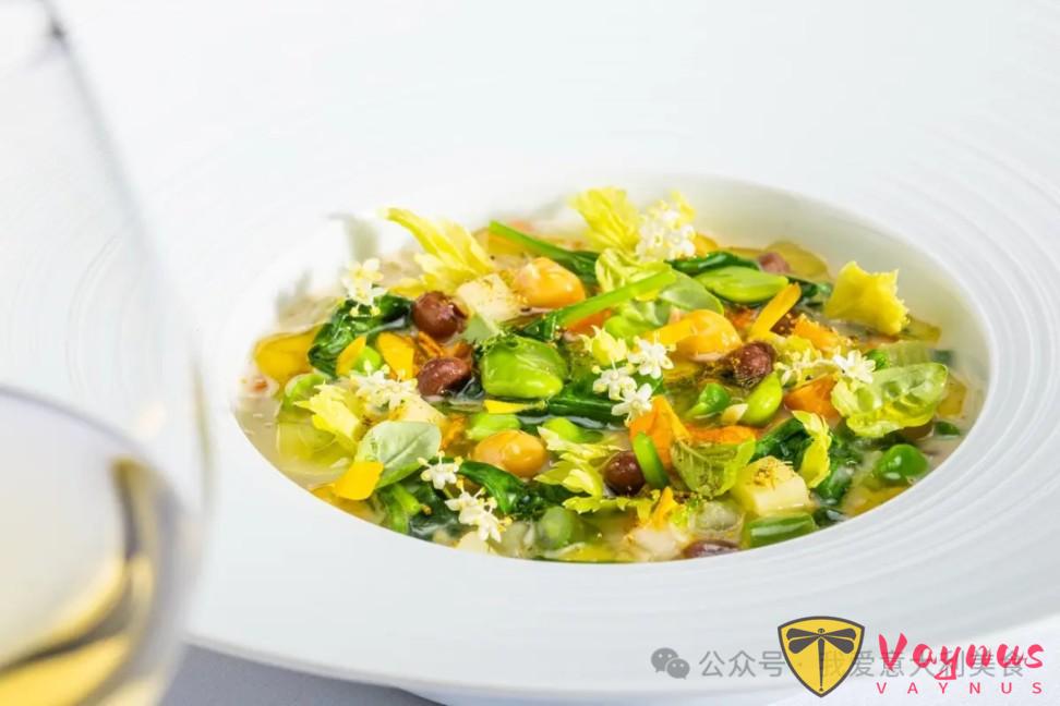 美食與冬奧會：馬塔雷拉總統被湯征服以及“有趣的米切塔”