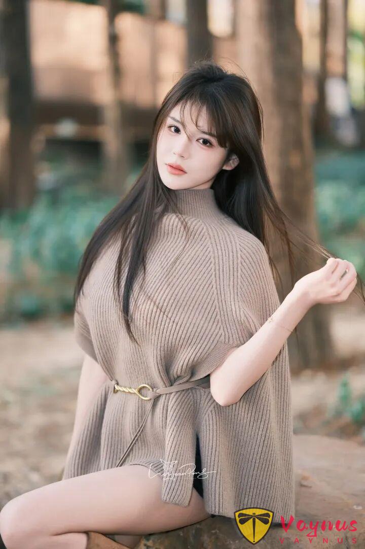 冬天穿毛衣，学几个户外拍照姿势，简约大气不落俗，慵懒随性显气质