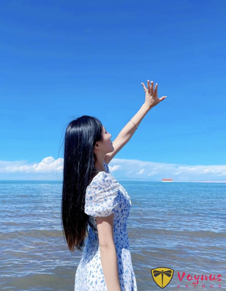 学会这几个拍照姿势，海边随意出片，让你告别游客照，拍出赞爆朋友圈的氛围感大片