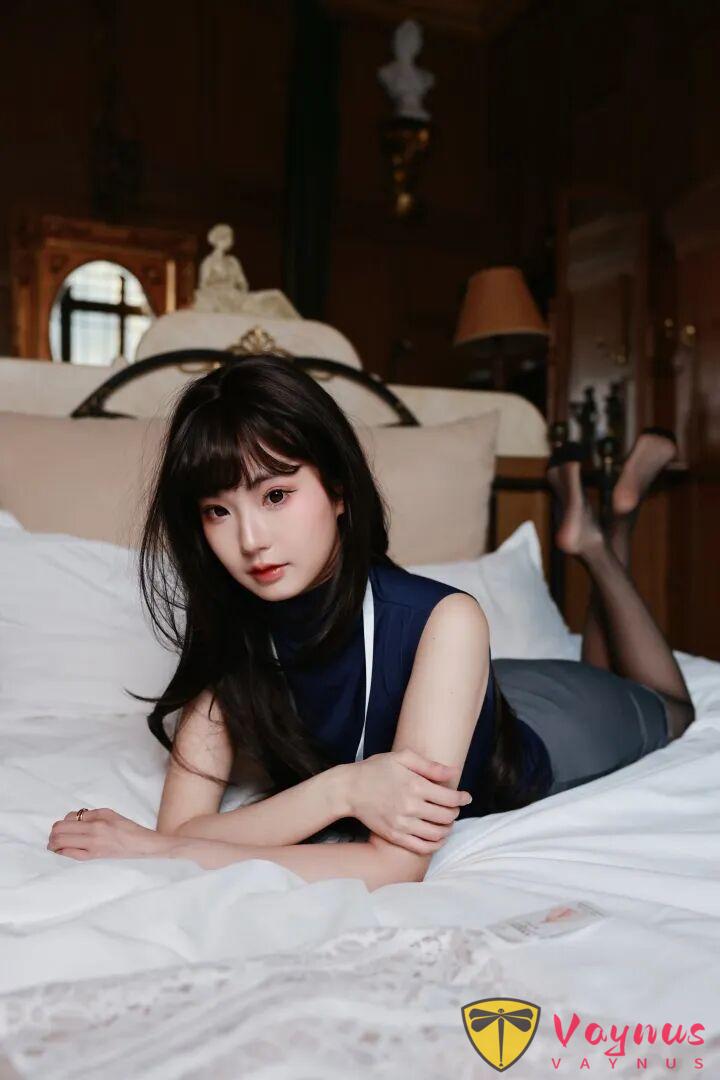 被问爆了的室内写真！9个撩人眼神与姿势教学，教你掌握高级的性感