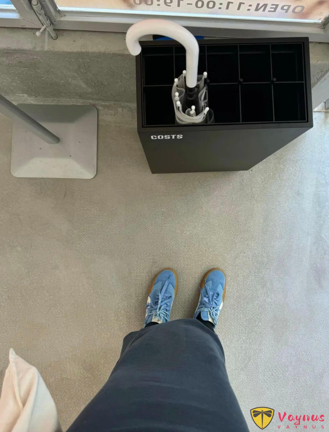 蓝色德训鞋怎么搭