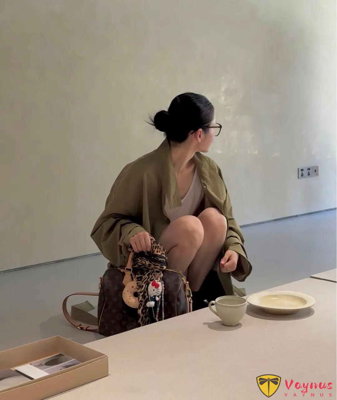 中长款风衣的早秋穿搭