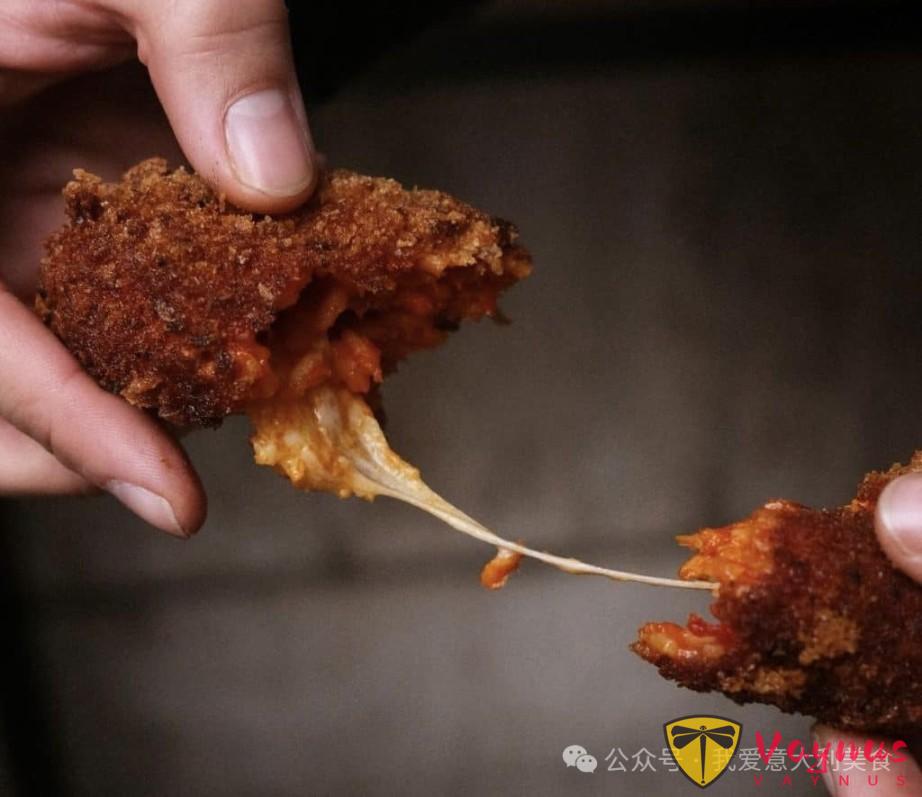 炸飯糰(Supplì):羅馬最適合邊走邊吃的街頭美食