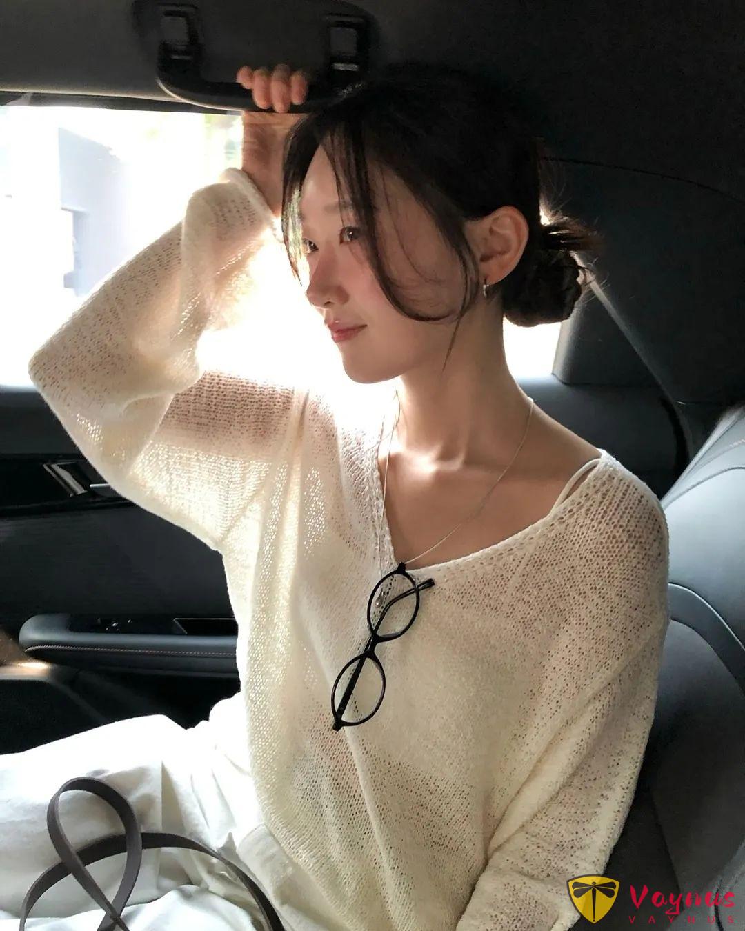夏日亚麻针织的穿搭灵感