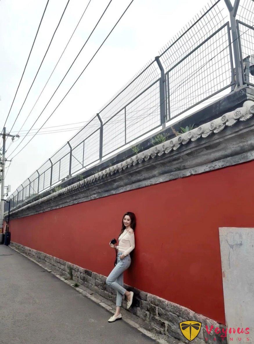 牛仔裤拍照,5个姿势,轻松拍出好身材,漂亮又上镜