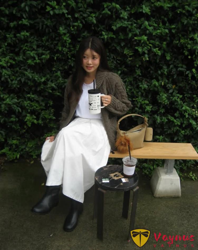 “毛衣+裙子”，谁穿谁美！