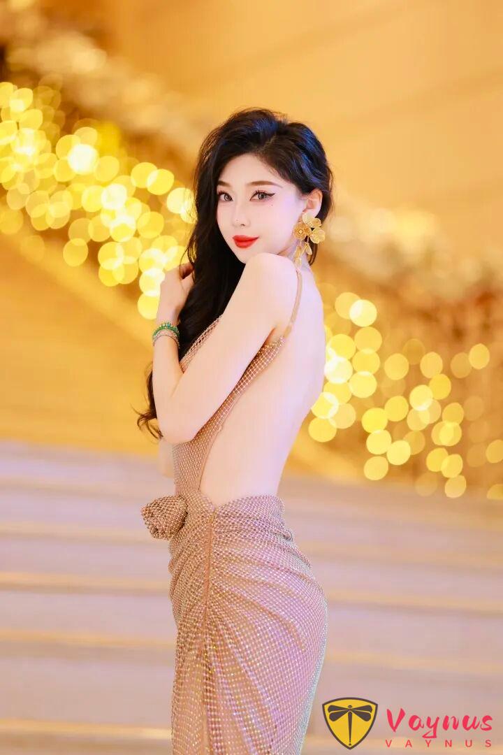 9个妩媚御姐风拍照姿势，性感撩人有韵味，奢华浪漫又显白