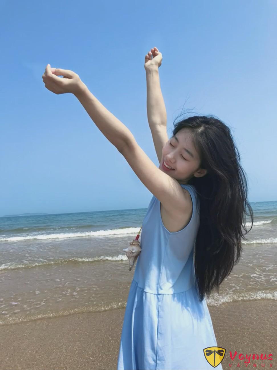 来学一些夏日海边旅行拍照姿势！谁拍谁漂亮出片！