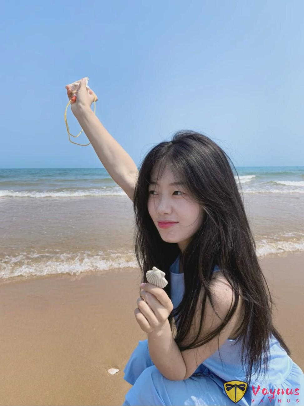 来学一些夏日海边旅行拍照姿势！谁拍谁漂亮出片！