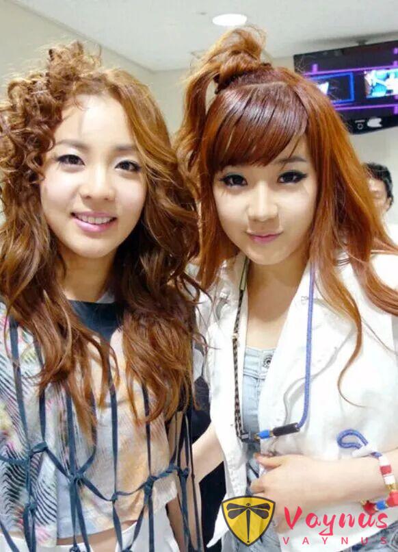 張元英籤售玩手機?樸信惠涉嫌逃稅?樸春爆樸山多拉吸毒?保鏢區別對IU曹承衍?ADOR刪除Danielle?