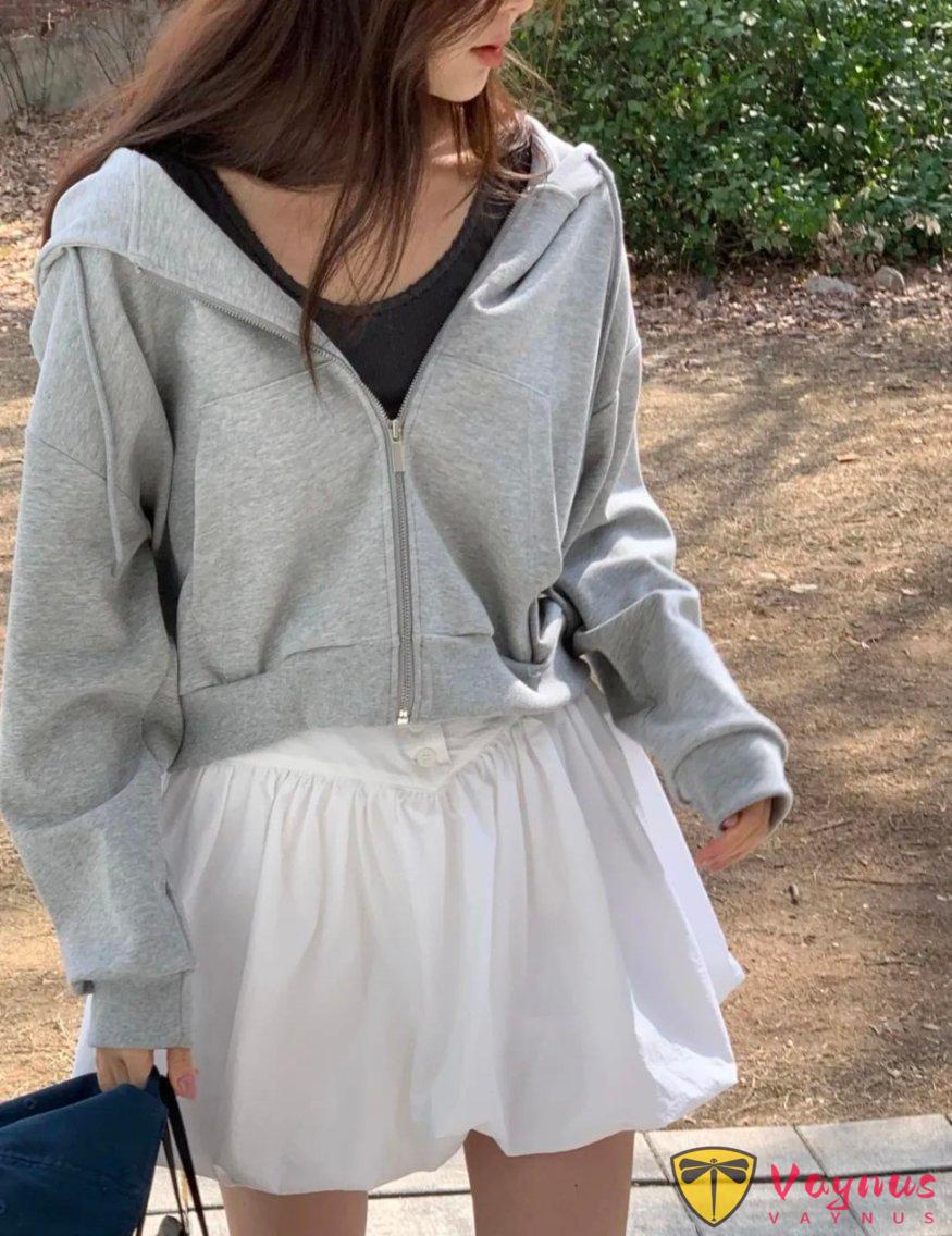 灰色连帽卫衣怎么搭