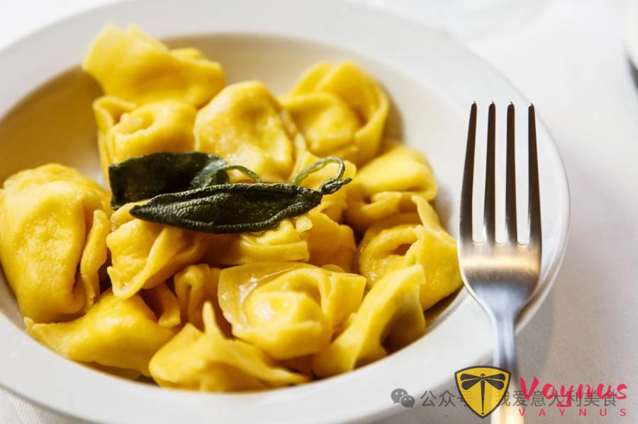 Ravioli和Tortelloni究竟有什么区别？一次看懂两大意式包馅面食