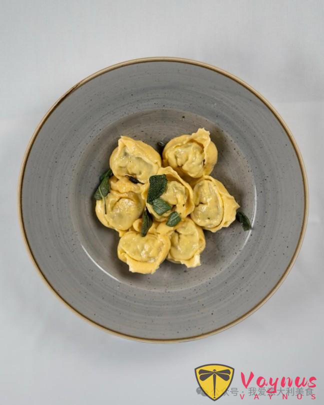 Ravioli和Tortelloni究竟有什么区别？一次看懂两大意式包馅面食