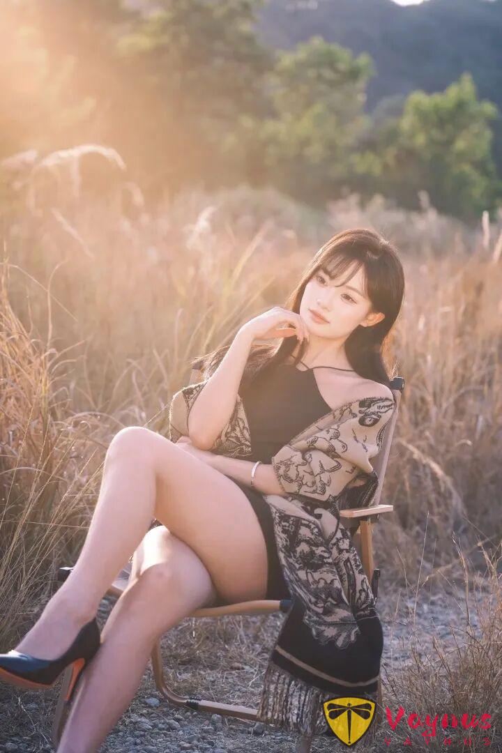 戶外質感寫真，9個氛圍感動作，溫柔浪漫顯氣質，每張都是雜誌封面