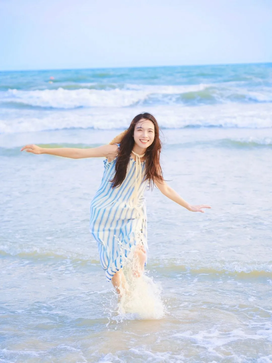 旅行拒绝“游客照”，4个超实用的景点拍照小技巧，轻松拍出高级感旅行大片赞爆朋友圈。