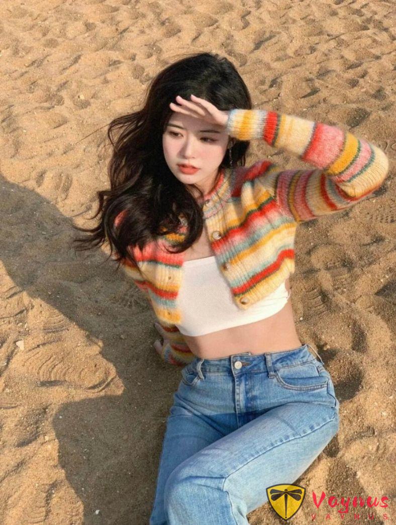 沙灘元氣甜妹寫真,9個定製姿勢拍出陽光活力感