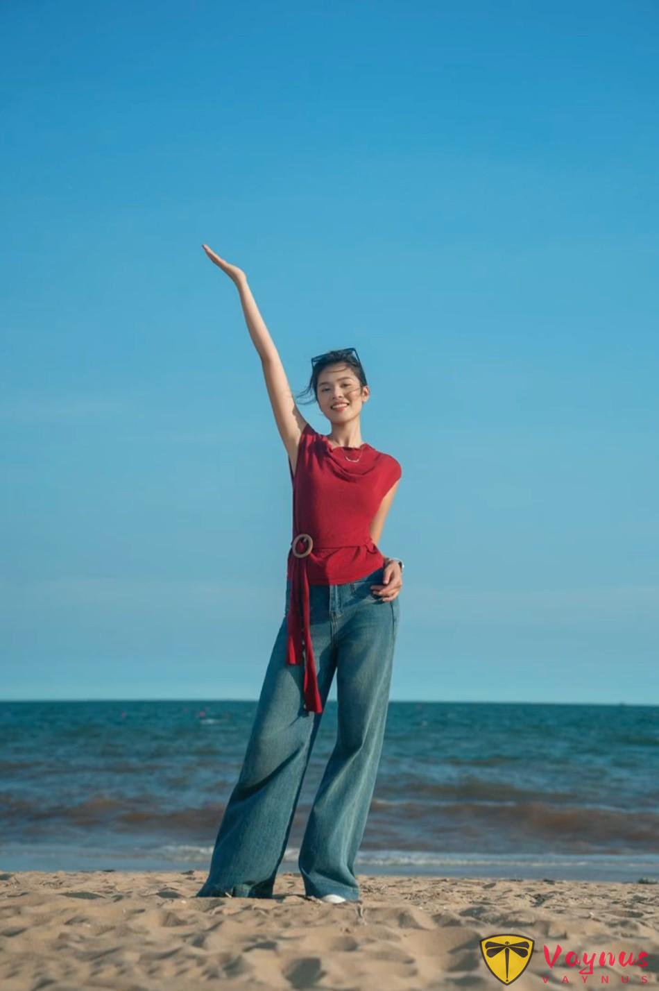 5个海边拍照姿势,去海边旅游就这么拍,有手就会,轻松出大片