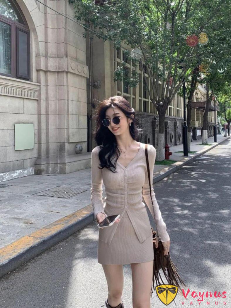 街頭小姐姐9個萬能拍法，拍出溫柔又知性，簡約就是高階