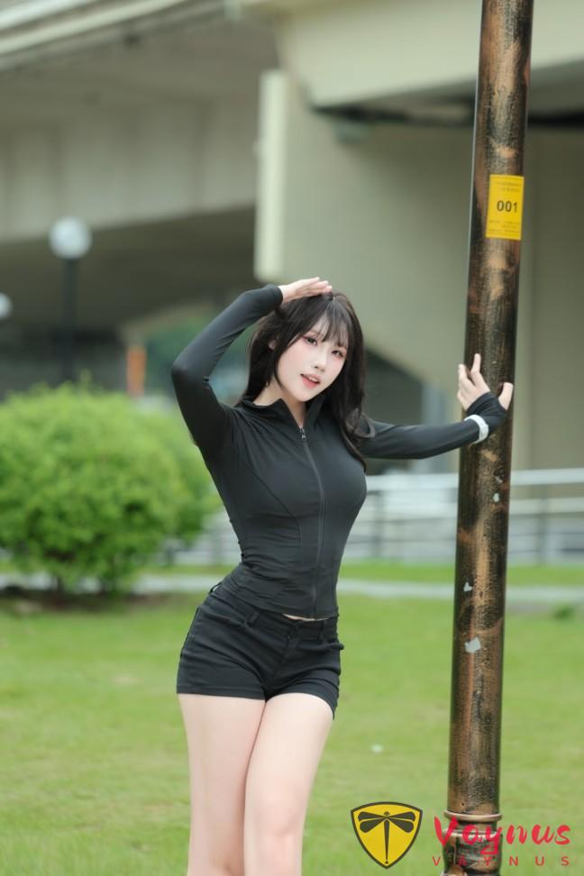 运动少女拍照!保姆级教程,9个姿势,显高显瘦,轻松拍出大长腿