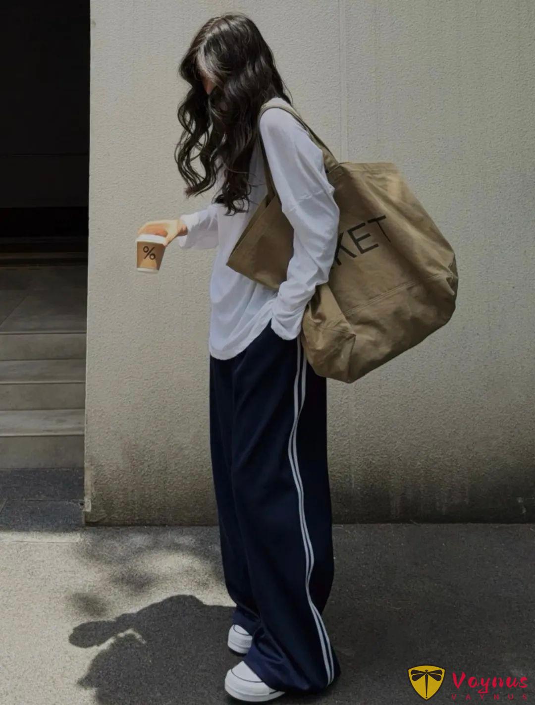 校服裤子怎么搭才好看？
