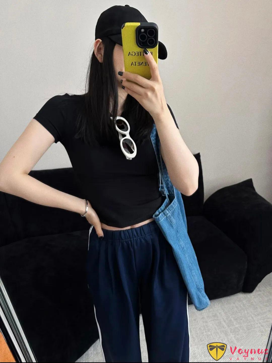 校服裤子怎么搭才好看？