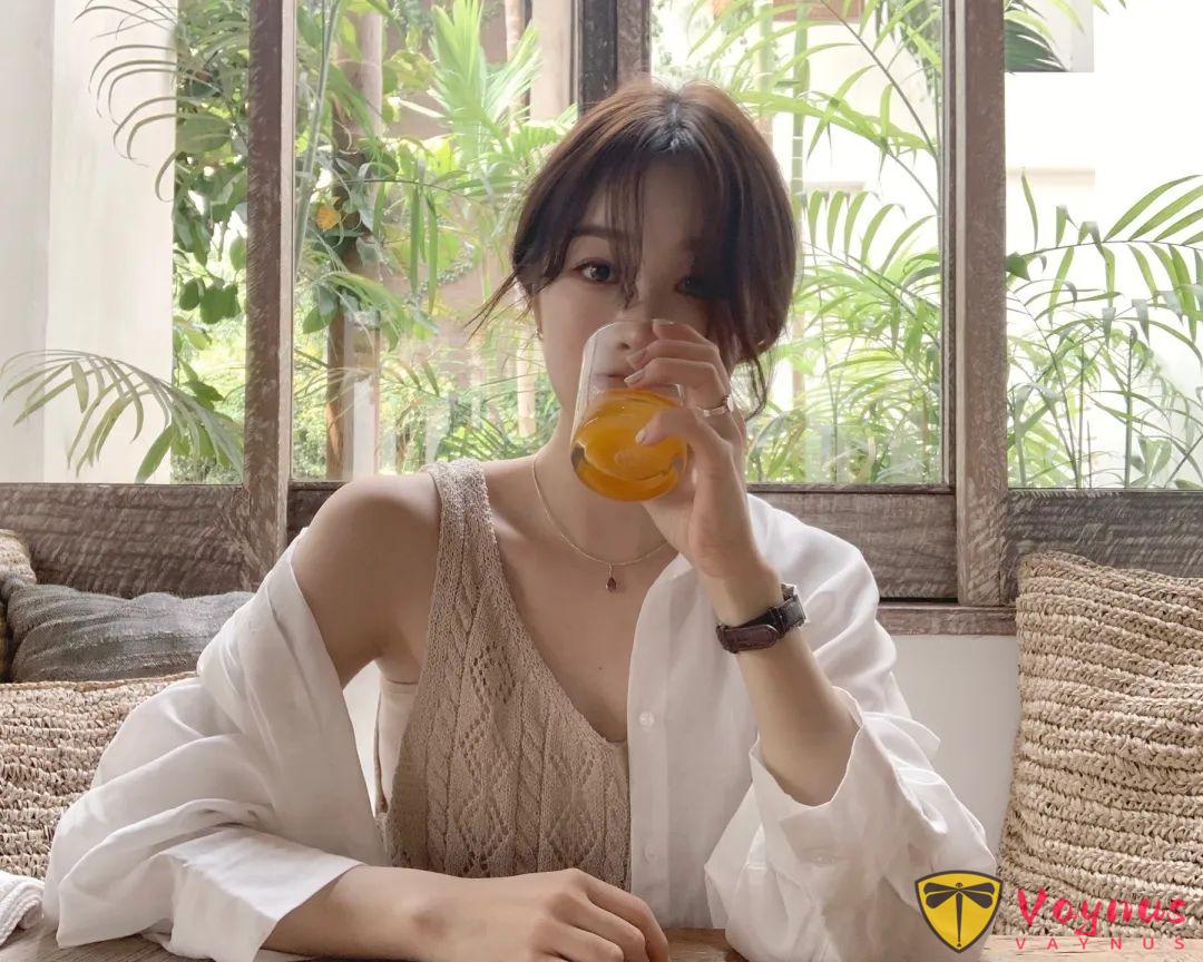 短款亚麻衬衫怎么搭