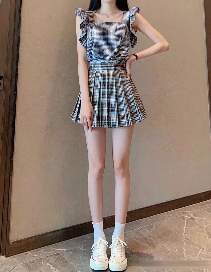 韩系日常穿搭为什么好看？干净、松弛和藏在细节里的层次
