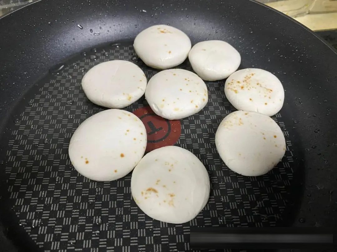 红糖流心糍粑：三步搞定的糯叽叽小点心