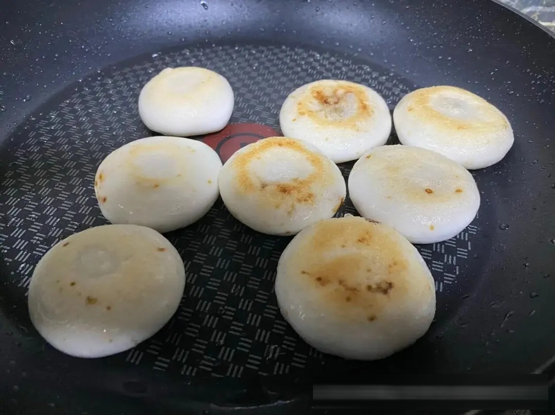 红糖流心糍粑：三步搞定的糯叽叽小点心