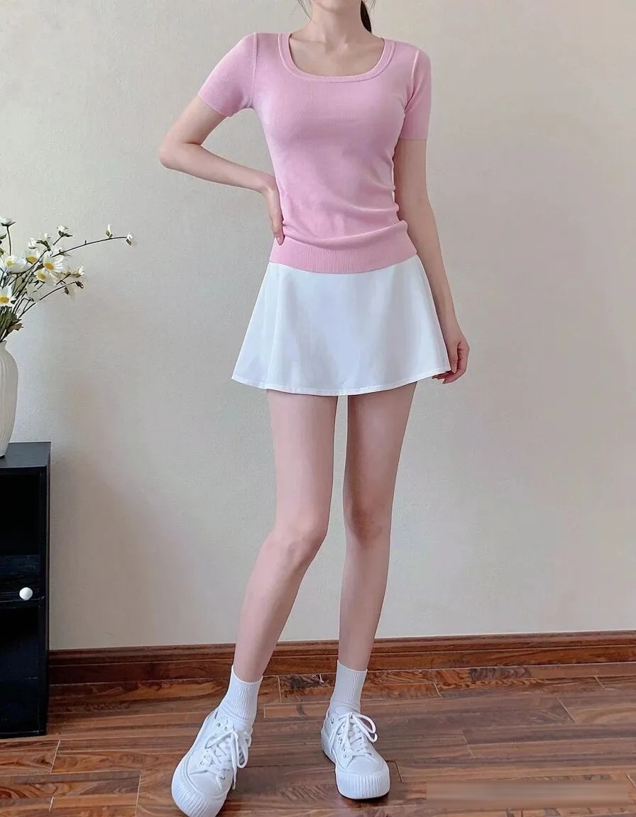 弧形下摆针织衫为什么显瘦？前短后长藏住腰腹和臀线